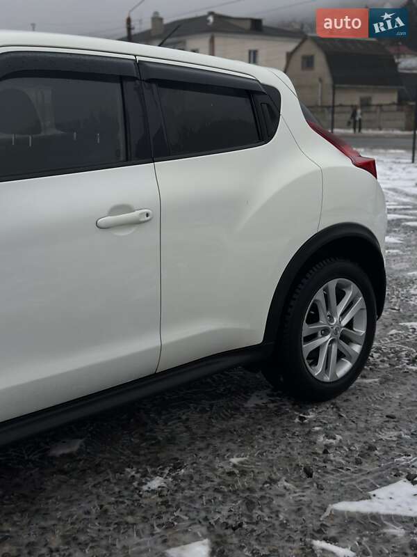 Внедорожник / Кроссовер Nissan Juke 2011 в Могилев-Подольске