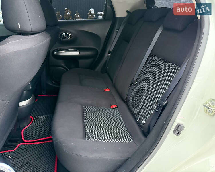 Внедорожник / Кроссовер Nissan Juke 2017 в Киеве