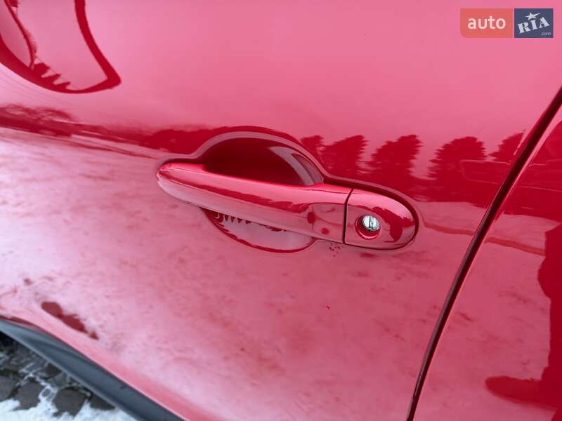 Внедорожник / Кроссовер Nissan Juke 2016 в Львове фото 56 Внедорожник / Кроссовер Nissan Juke 2016 в Львове