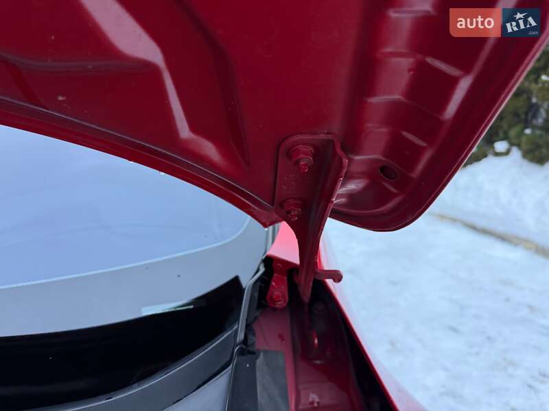 Внедорожник / Кроссовер Nissan Juke 2016 в Львове фото 66 Внедорожник / Кроссовер Nissan Juke 2016 в Львове