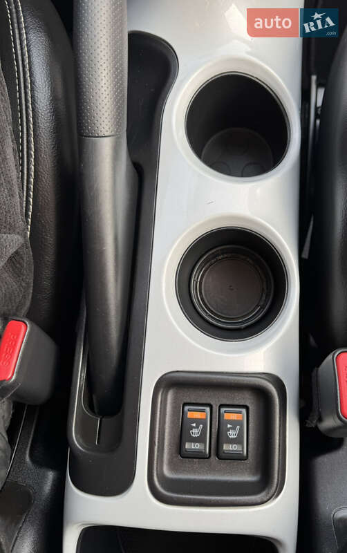 Внедорожник / Кроссовер Nissan Juke 2012 в Полтаве