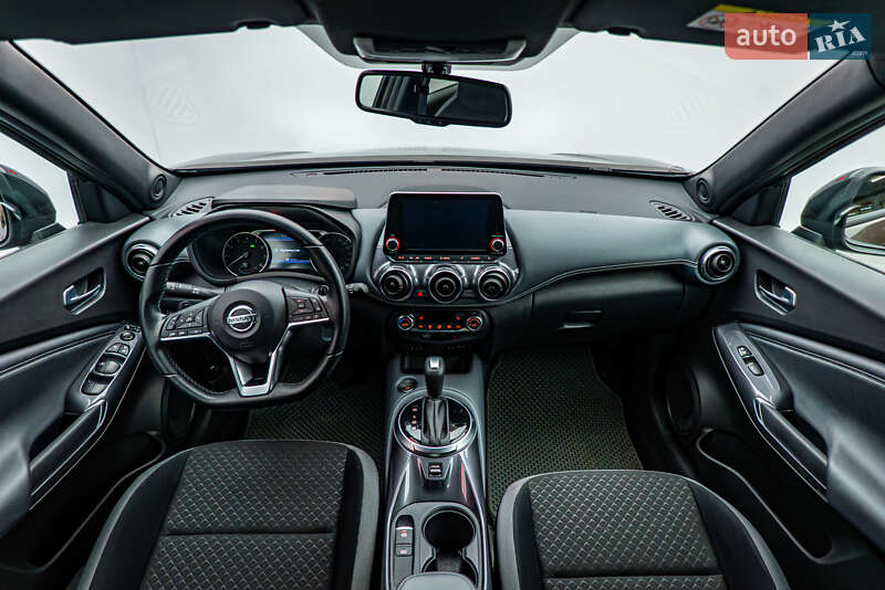 Внедорожник / Кроссовер Nissan Juke 2022 в Киеве