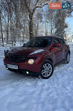 Внедорожник / Кроссовер Nissan Juke 2012 в Макарове