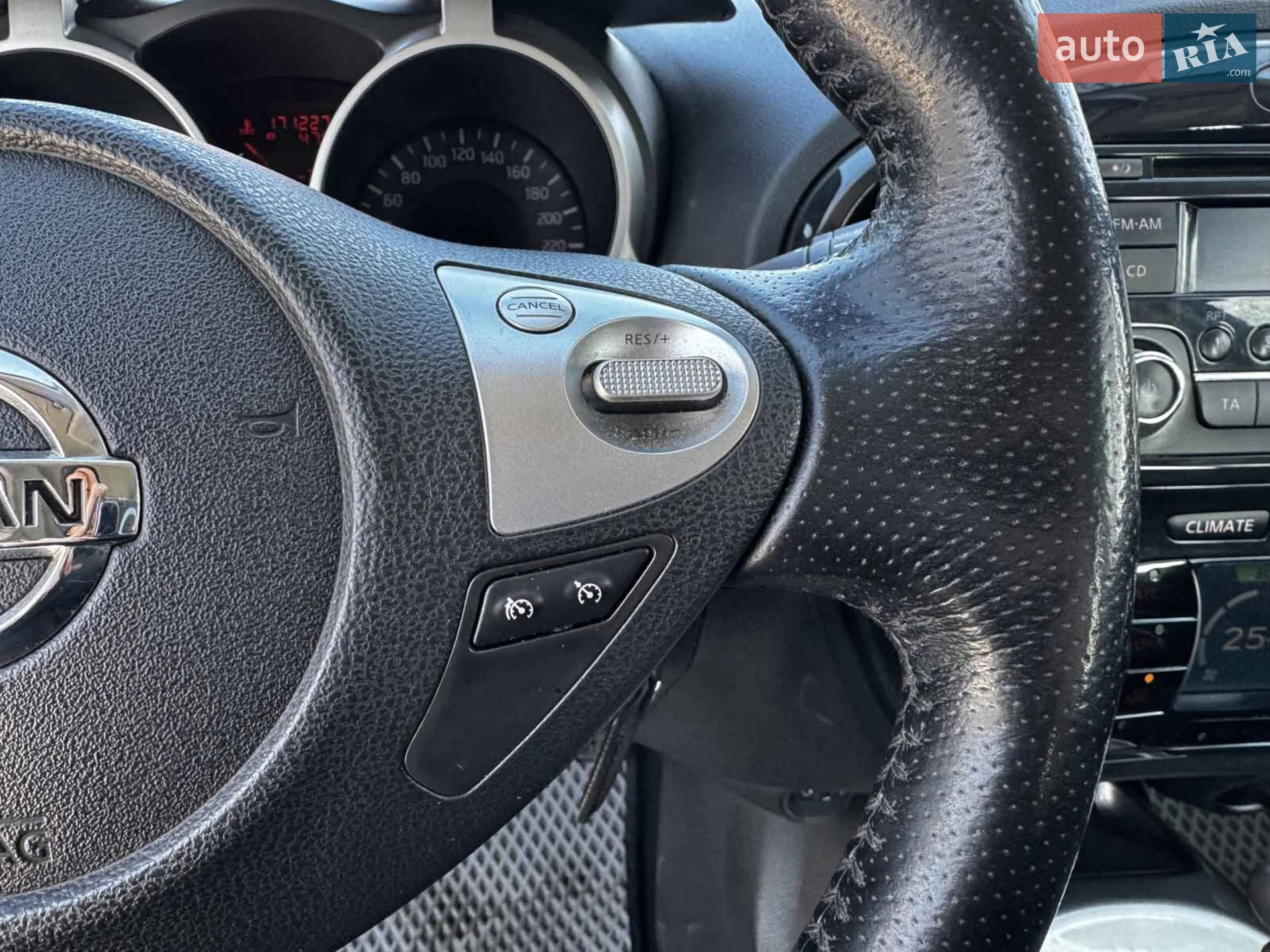 2012 Nissan Juke - мініатюра 18