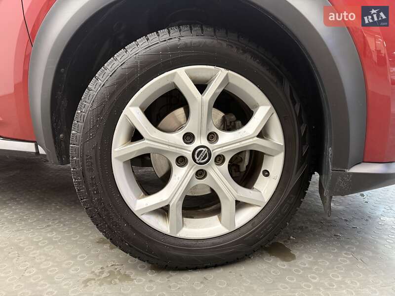 Внедорожник / Кроссовер Nissan Juke 2021 в Киеве