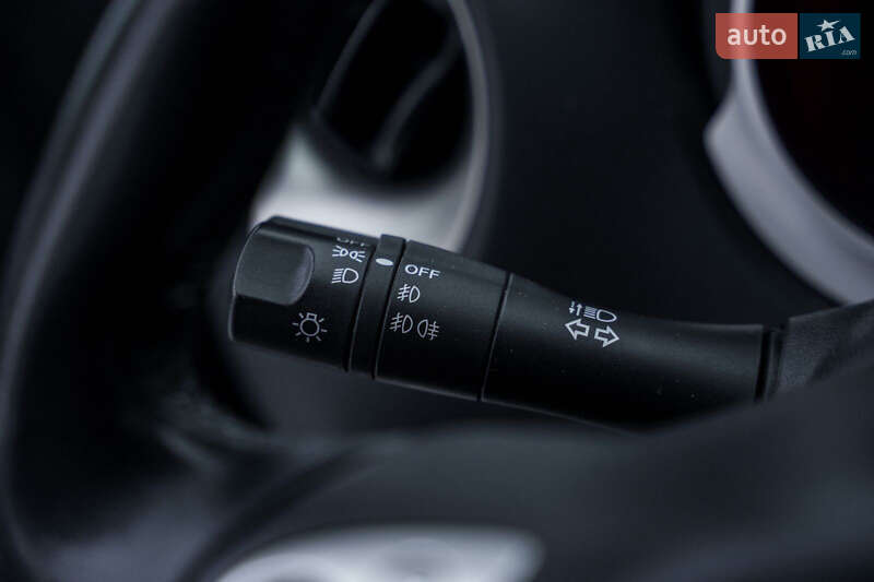 Внедорожник / Кроссовер Nissan Juke 2013 в Киеве