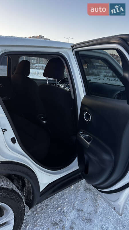 Внедорожник / Кроссовер Nissan Juke 2015 в Виннице