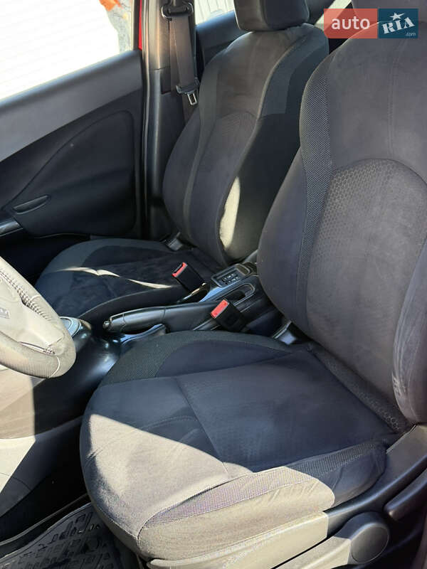 Позашляховик / Кросовер Nissan Juke 2017 в Полтаві