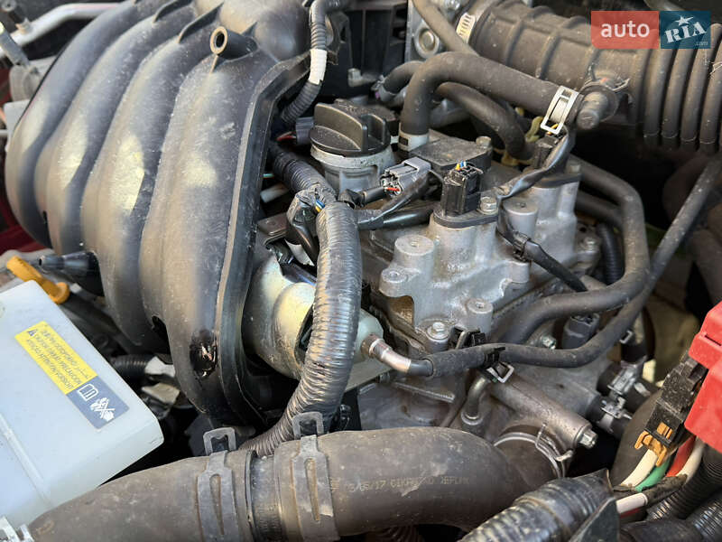 Позашляховик / Кросовер Nissan Juke 2017 в Полтаві