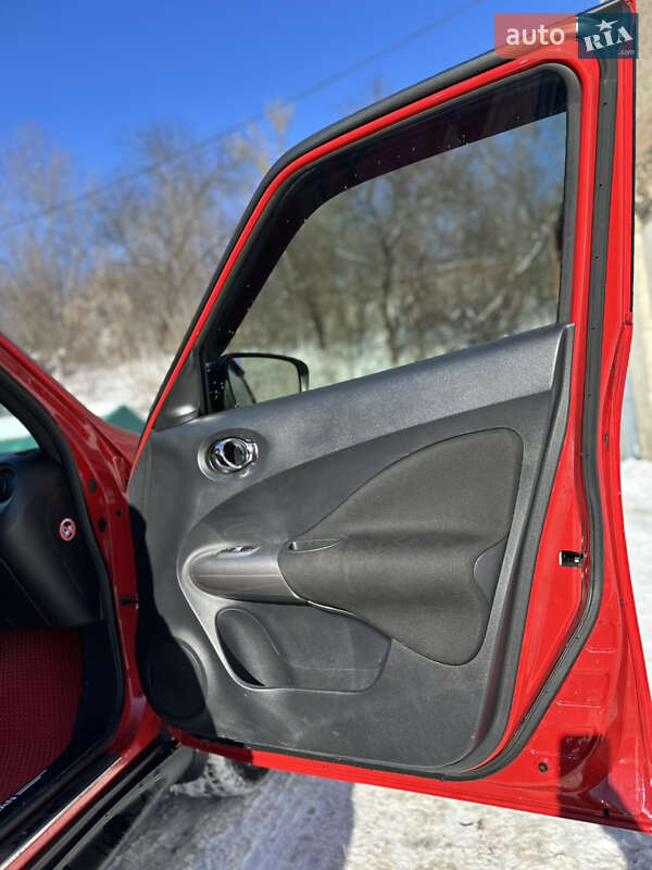 Внедорожник / Кроссовер Nissan Juke 2015 в Киеве фото 16 Внедорожник / Кроссовер Nissan Juke 2015 в Киеве