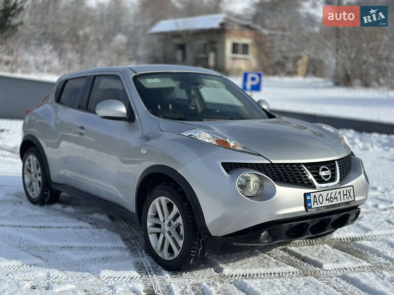 Внедорожник / Кроссовер Nissan Juke 2011 в Сваляве фото 2 Внедорожник / Кроссовер Nissan Juke 2011 в Сваляве
