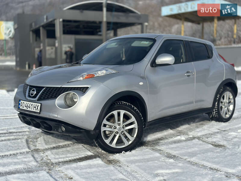 Внедорожник / Кроссовер Nissan Juke 2011 в Сваляве фото 6 Внедорожник / Кроссовер Nissan Juke 2011 в Сваляве