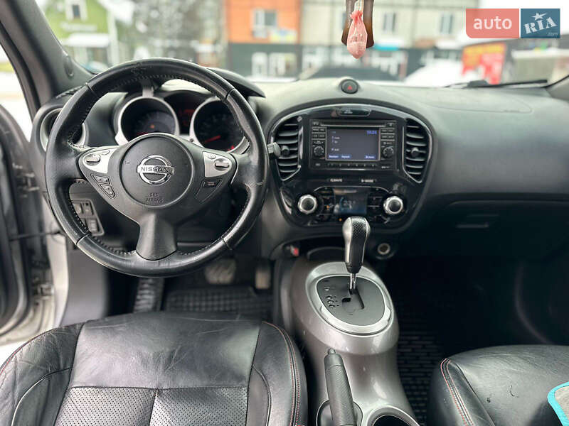 Внедорожник / Кроссовер Nissan Juke 2011 в Сваляве фото 29 Внедорожник / Кроссовер Nissan Juke 2011 в Сваляве