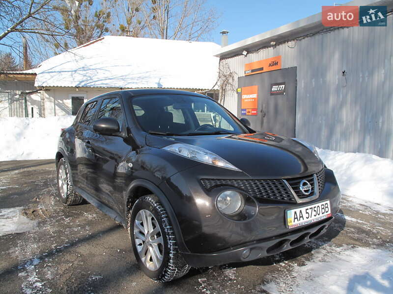 Позашляховик / Кросовер Nissan Juke 2011 в Києві