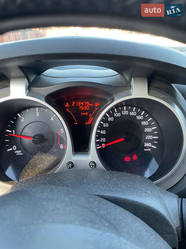 Позашляховик / Кросовер Nissan Juke 2013 в Коростені