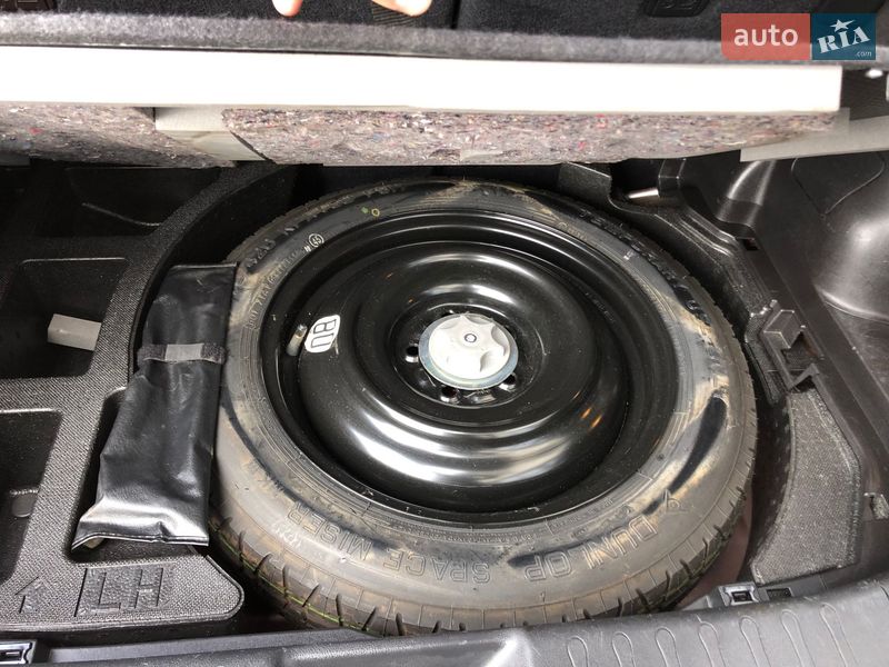 Внедорожник / Кроссовер Nissan Juke 2012 в Львове