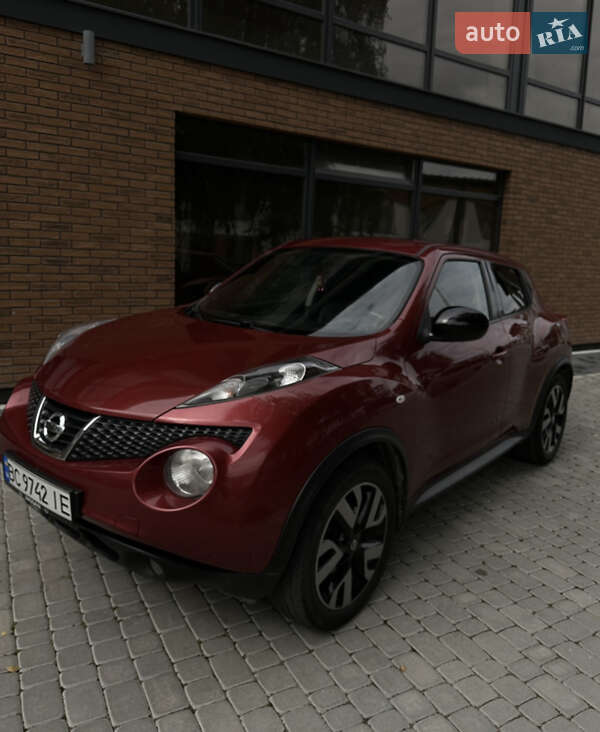 Внедорожник / Кроссовер Nissan Juke 2013 в Ивано-Франковске