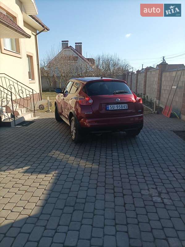 Внедорожник / Кроссовер Nissan Juke 2010 в Луцке