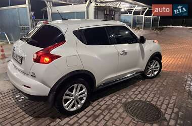 Позашляховик / Кросовер Nissan Juke 2011 в Києві