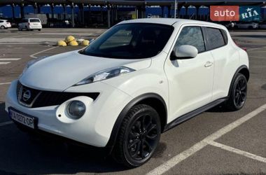 Внедорожник / Кроссовер Nissan Juke 2013 в Киеве