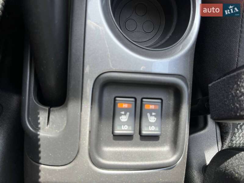 Позашляховик / Кросовер Nissan Juke 2017 в Львові