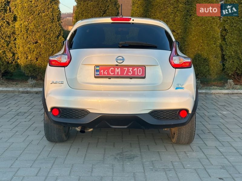 Внедорожник / Кроссовер Nissan Juke 2015 в Виноградове