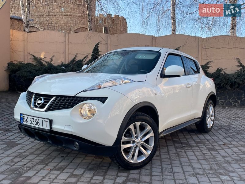 Внедорожник / Кроссовер Nissan Juke 2012 в Ровно