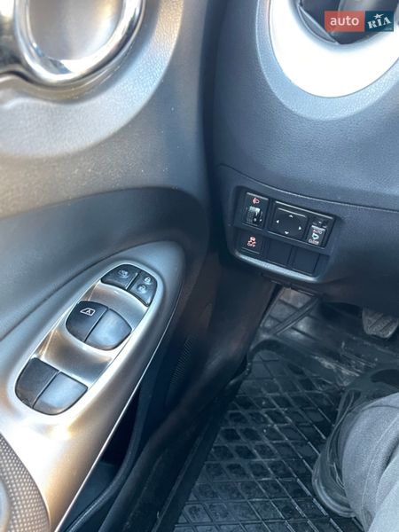 Внедорожник / Кроссовер Nissan Juke 2012 в Ровно