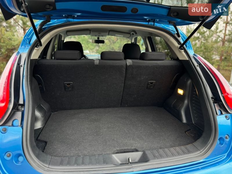 Позашляховик / Кросовер Nissan Juke 2018 в Києві