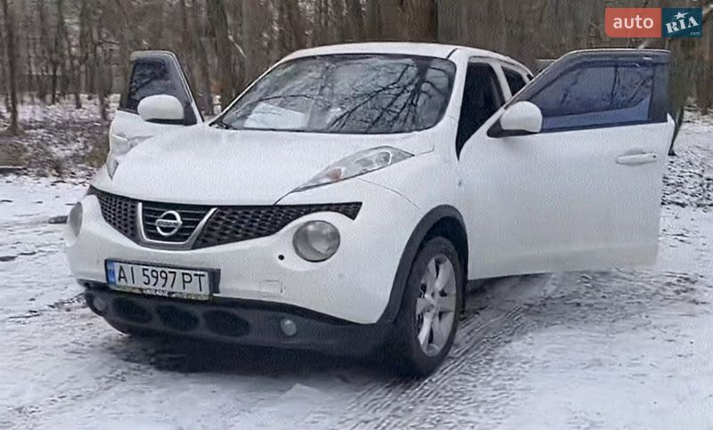 Позашляховик / Кросовер Nissan Juke 2013 в Києві