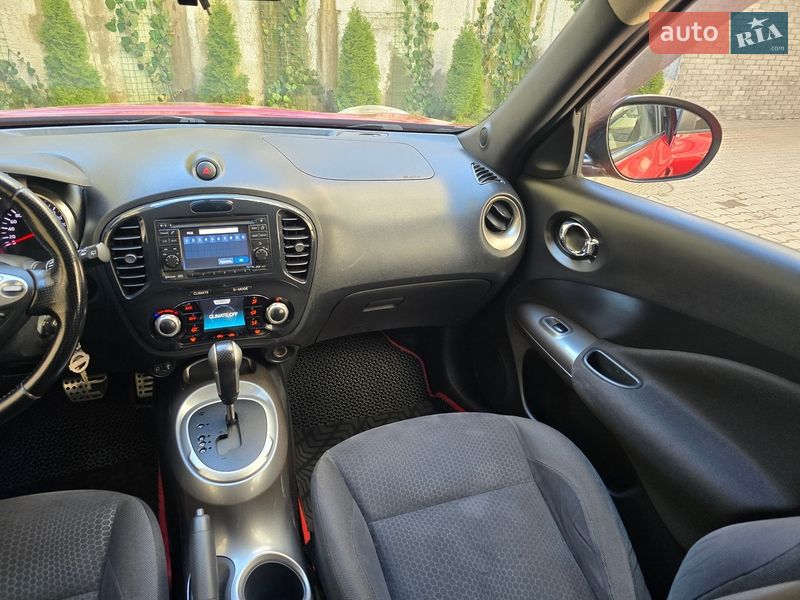 Внедорожник / Кроссовер Nissan Juke 2011 в Хмельницком