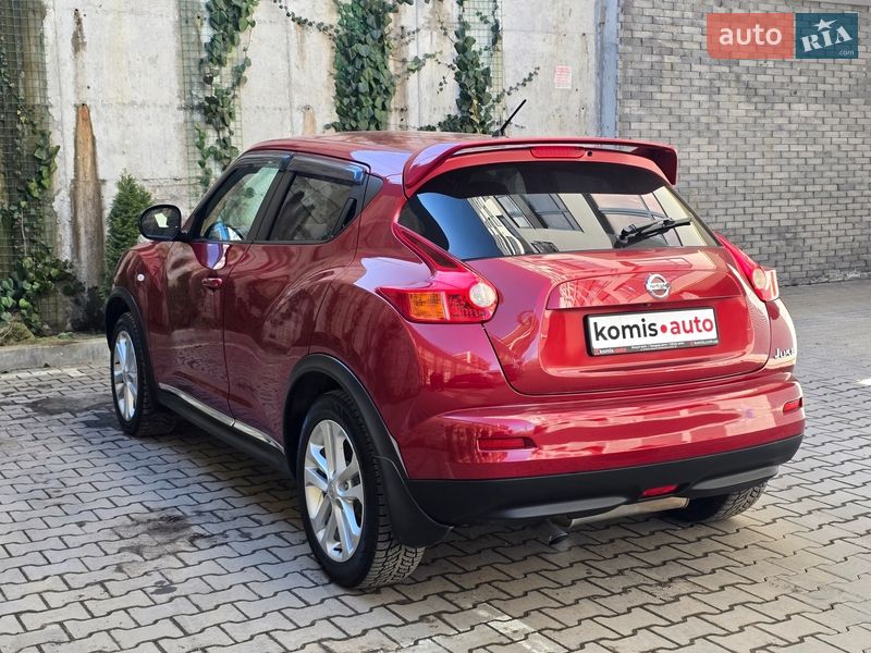 Внедорожник / Кроссовер Nissan Juke 2011 в Хмельницком