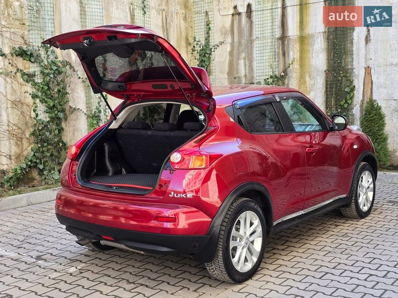 Внедорожник / Кроссовер Nissan Juke 2011 в Хмельницком