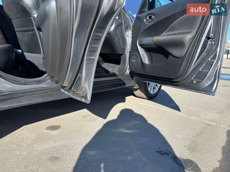 Внедорожник / Кроссовер Nissan Juke 2016 в Хмельницком