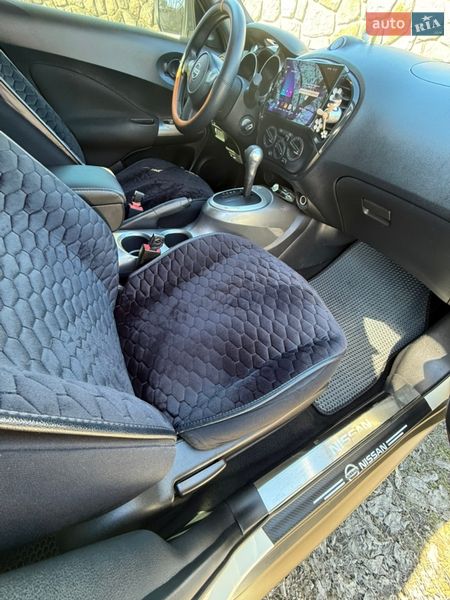 Позашляховик / Кросовер Nissan Juke 2016 в Первомайську