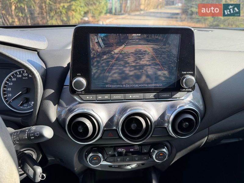 Внедорожник / Кроссовер Nissan Juke 2021 в Киеве