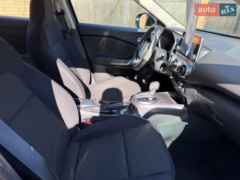 Внедорожник / Кроссовер Nissan Juke 2021 в Киеве