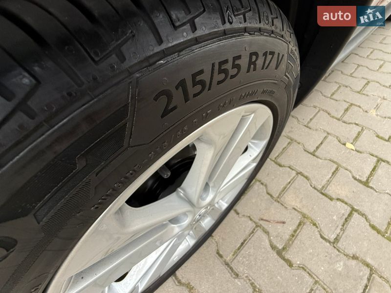 Внедорожник / Кроссовер Nissan Juke 2017 в Одессе