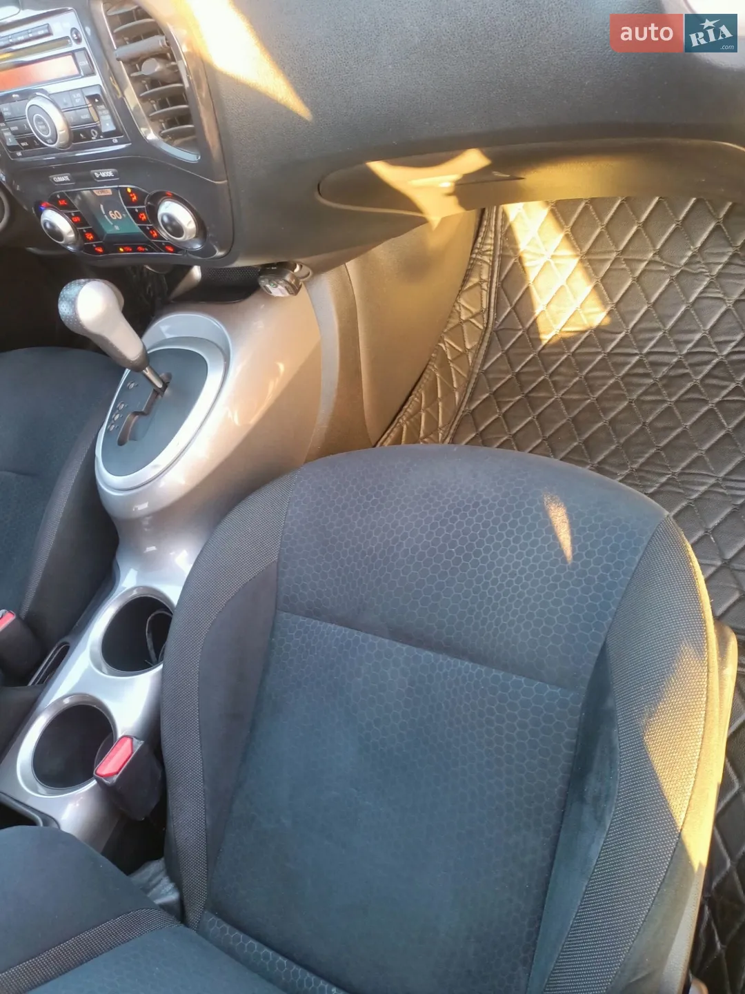 2013 Nissan Juke - мініатюра 11