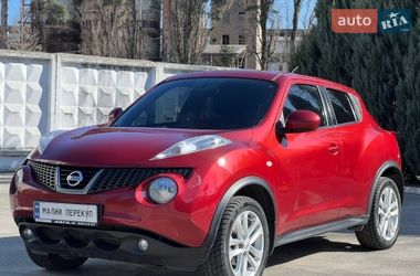 Внедорожник / Кроссовер Nissan Juke 2014 в Киеве