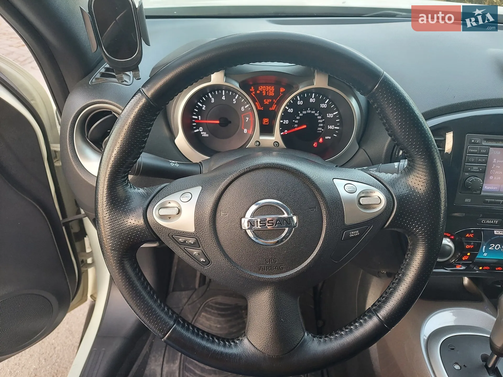2011 Nissan Juke - мініатюра 18