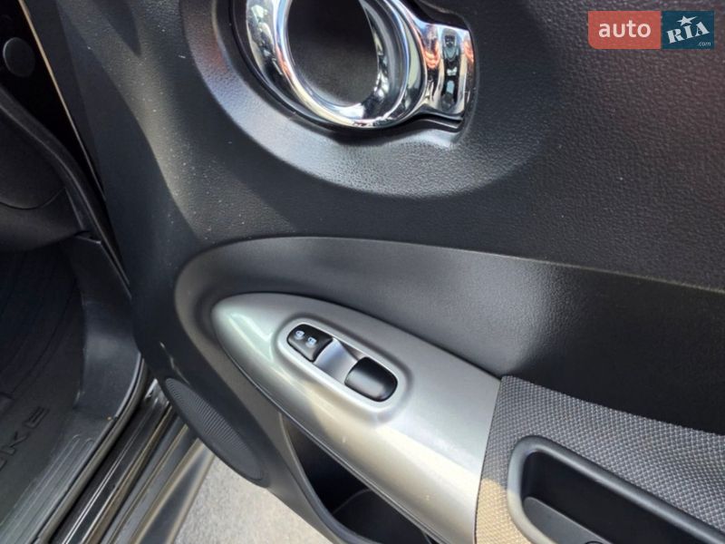 Внедорожник / Кроссовер Nissan Juke 2019 в Ровно