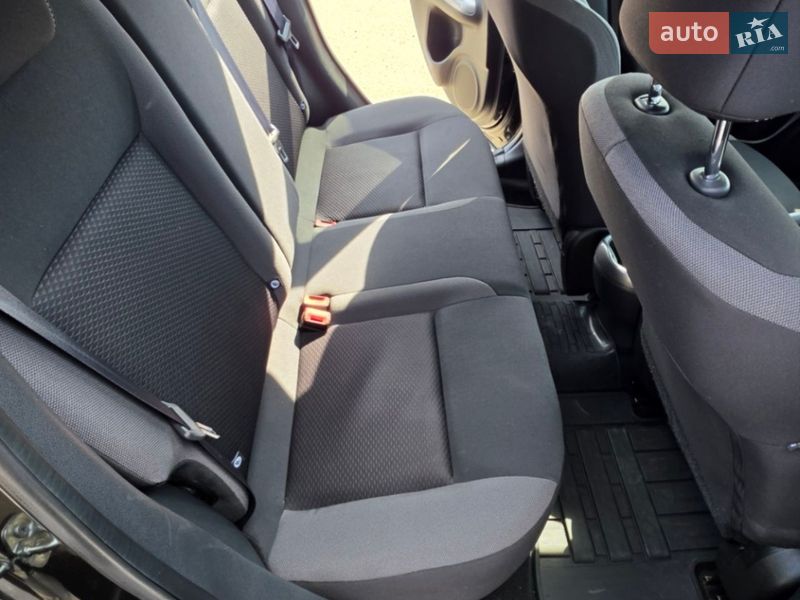 Внедорожник / Кроссовер Nissan Juke 2019 в Ровно