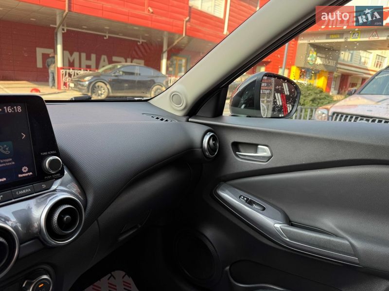 Позашляховик / Кросовер Nissan Juke 2021 в Львові