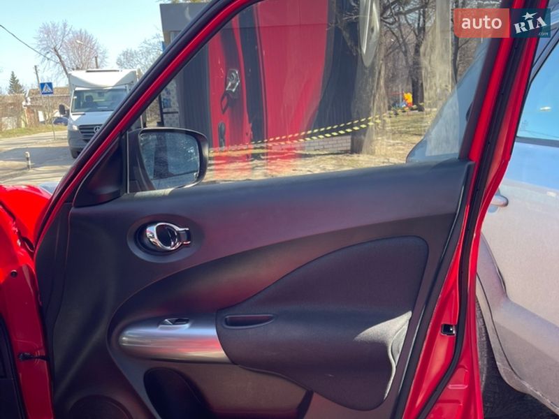 Внедорожник / Кроссовер Nissan Juke 2014 в Харькове