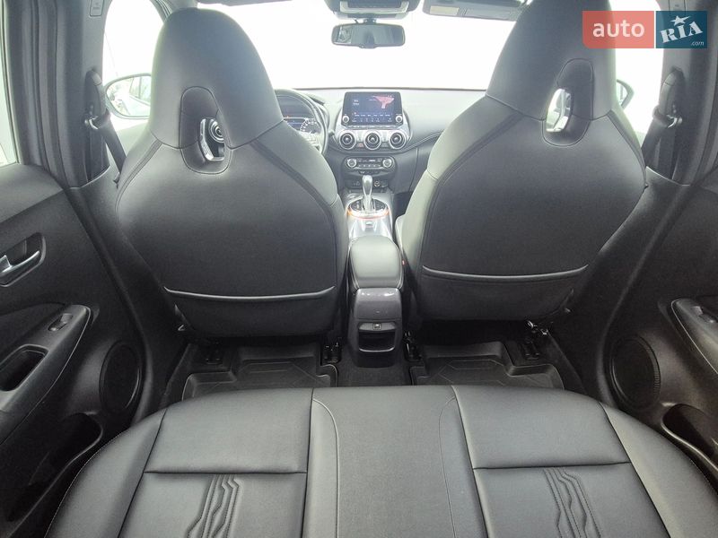 Внедорожник / Кроссовер Nissan Juke 2023 в Киеве