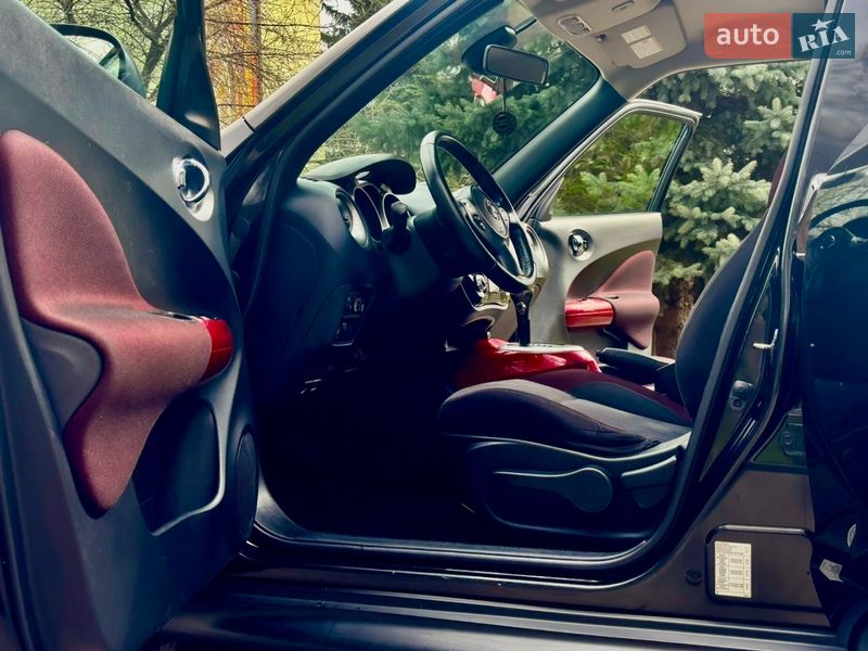 Внедорожник / Кроссовер Nissan Juke 2012 в Ровно