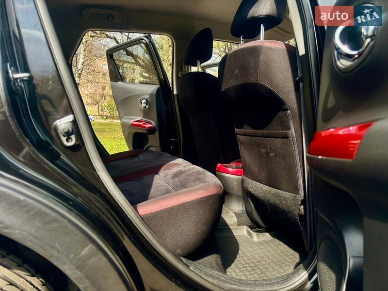 Внедорожник / Кроссовер Nissan Juke 2012 в Ровно