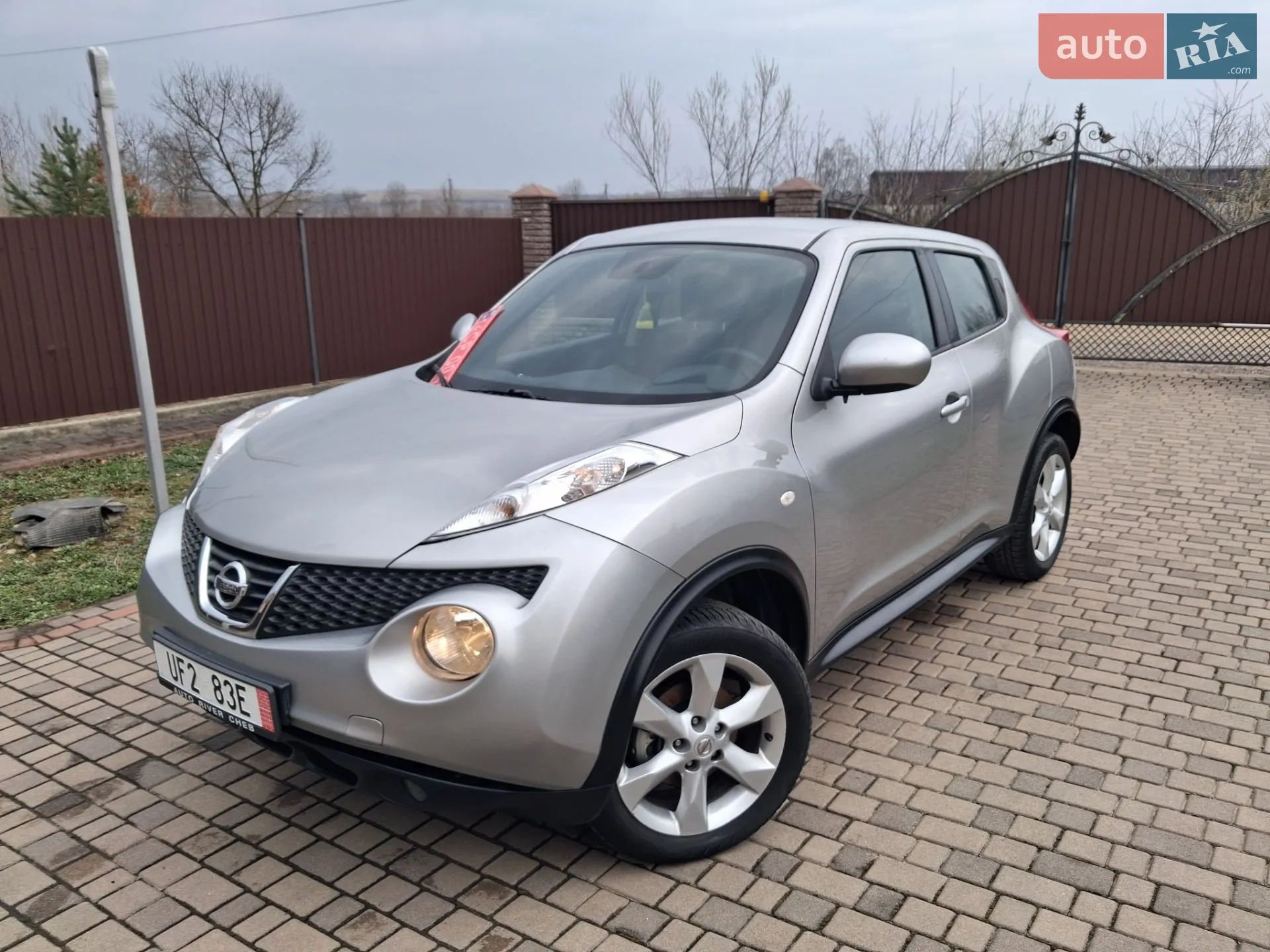 2011 Nissan Juke - мініатюра 2
