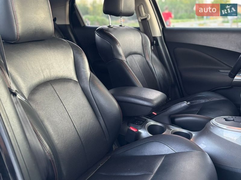 Позашляховик / Кросовер Nissan Juke 2011 в Києві